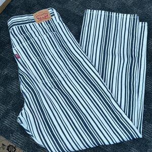 Women’s Levi’s 100% cotton striped pants jeans